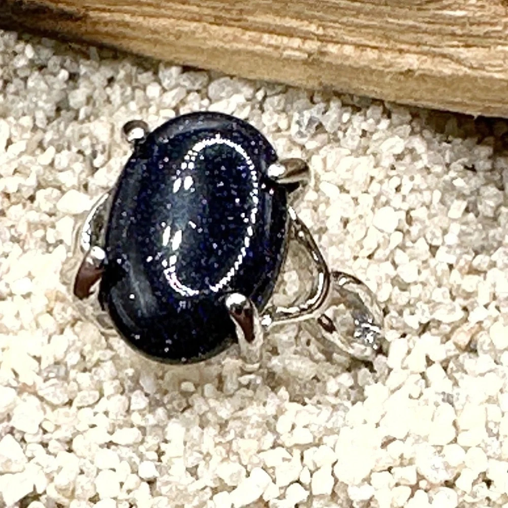 Sandstone Indigo color cushion ring in silver/Victorian blue sandstone ring